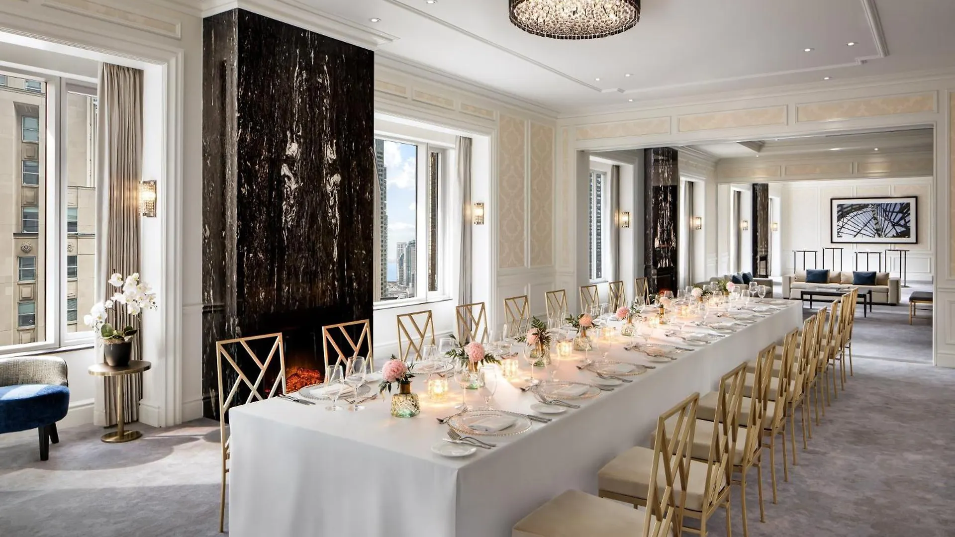 ***** होटल The St. Regis Toronto Canada