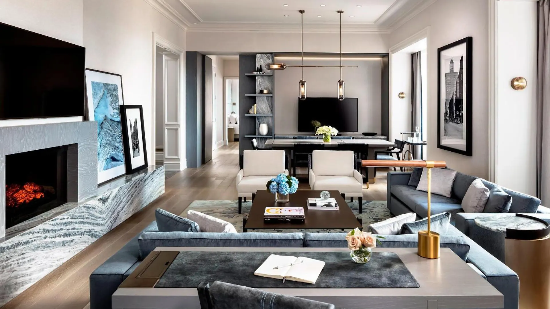 ***** होटल The St. Regis Toronto Canada