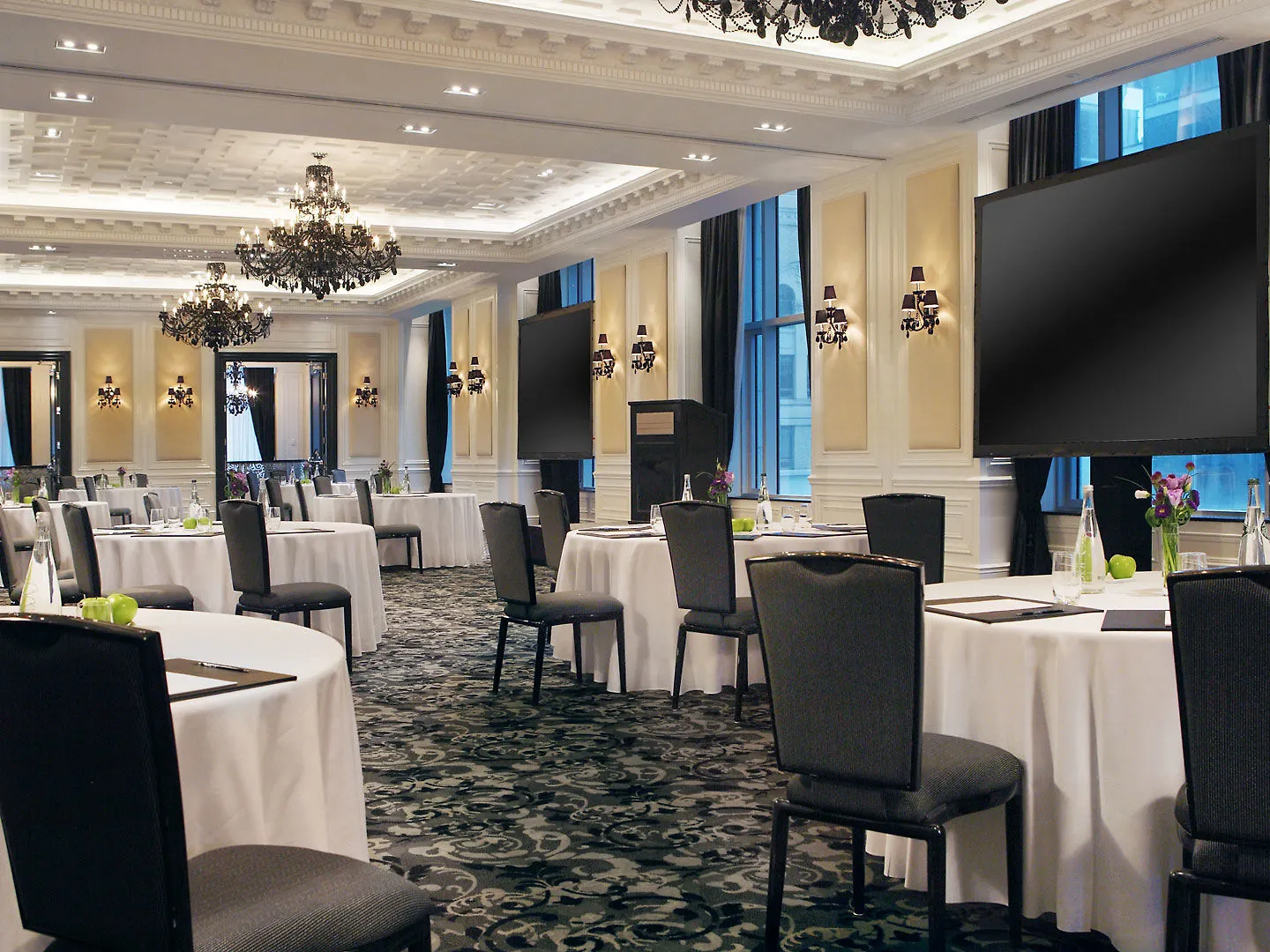 The St. Regis Toronto 5*,